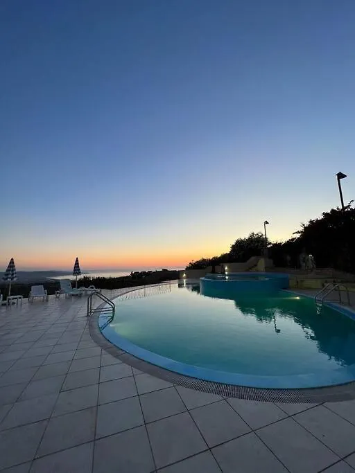 Casa Smeralda - Piscina E Vista Sul Mare! Trinità dʼAgultu 0*,  Italien
